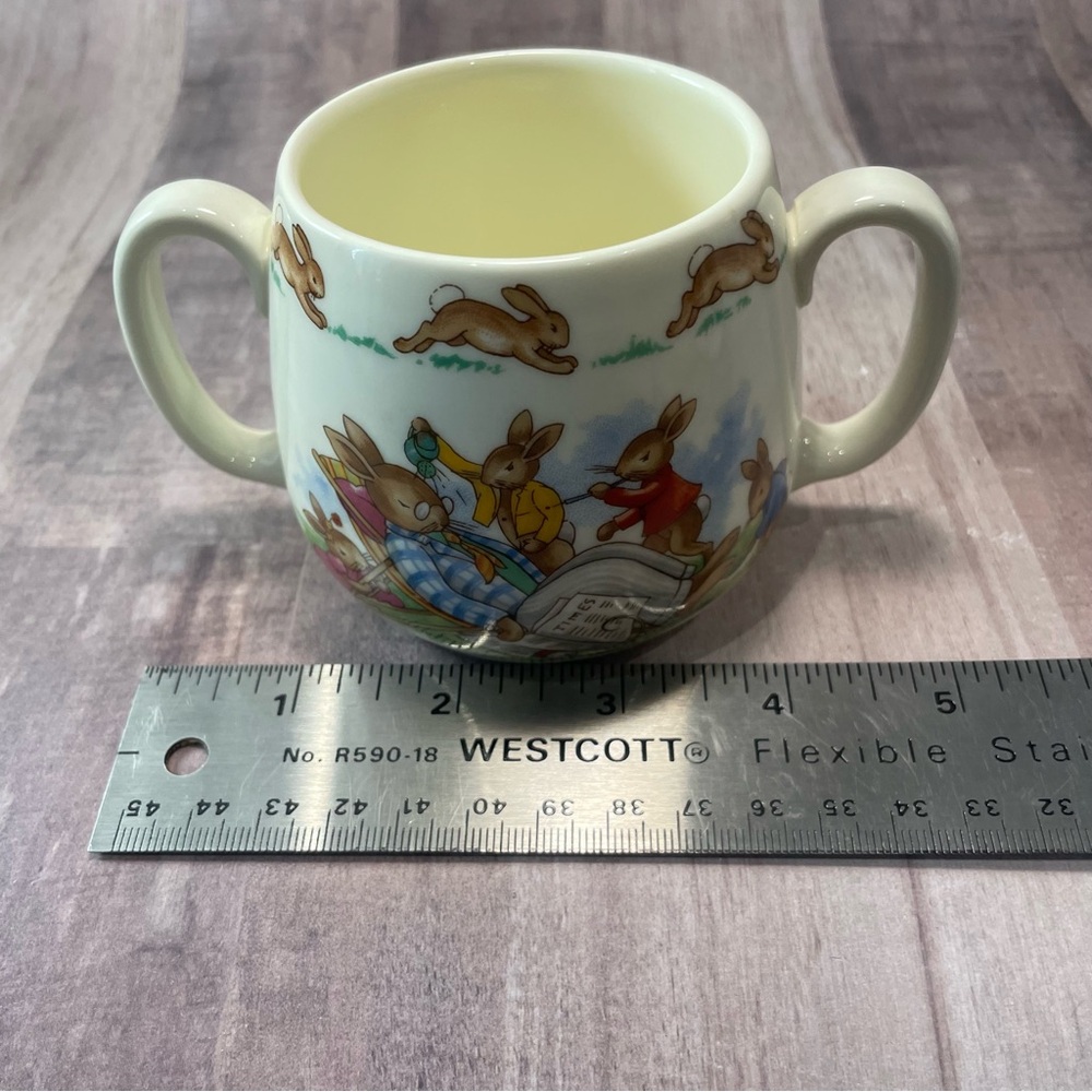 Royal Doulton Bunnykins Double Handle Child Cup Mug Mischievous - Picture 11 of 13